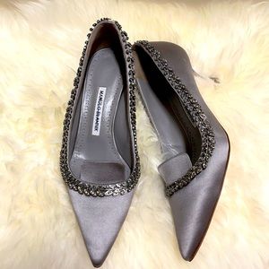 New Manolo Blahnik Stain Crystal Embellished Pump
